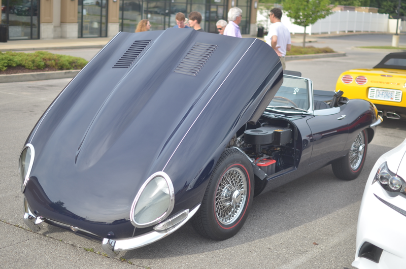 Illustration for article titled St. Louis Cars and Coffee photo dump